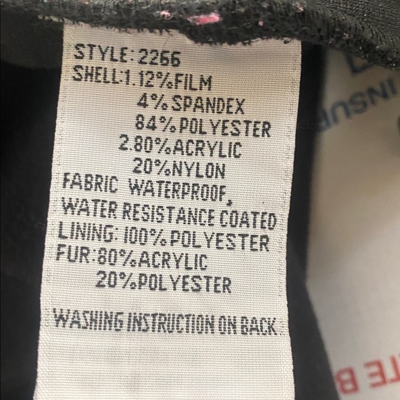 Black and silver ski jacket with detachable fur hat and zippered pockets. Large - Picture 16 of 16